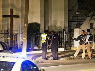 Nine dead in US 'hate crim...